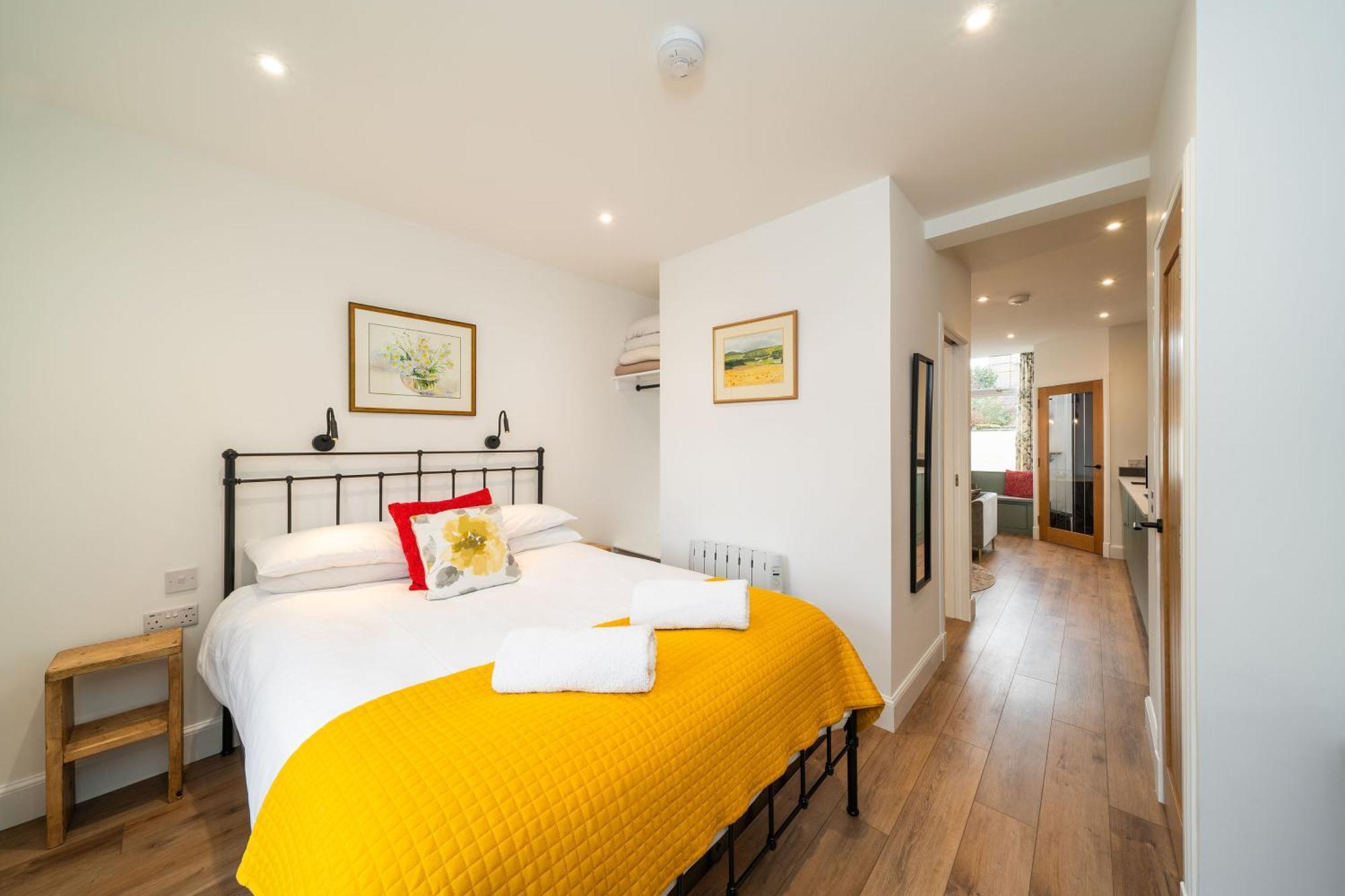 ブレアゴーリーGrange8 Luxury Snug & Courtyard In Blairgowrieアパートメント エクステリア 写真